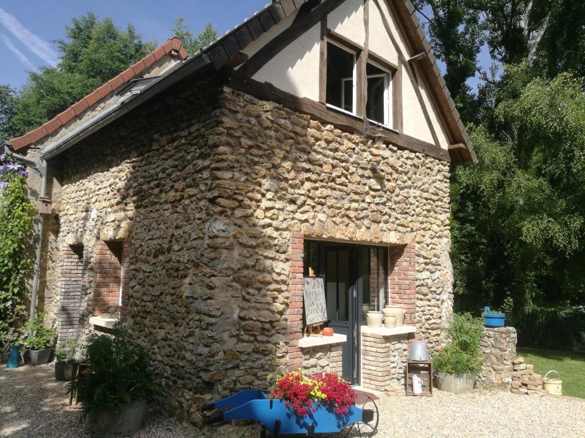 Lodge Exterieur 2 Personnes Saint-Aubin-sur-Gaillon ภายนอก รูปภาพ
